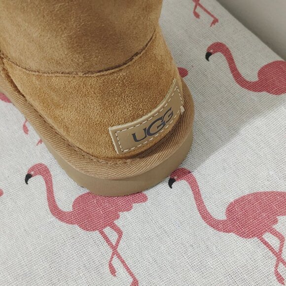 UGG Brown Buckle Snow Womens Boots - Picture 7 of 7